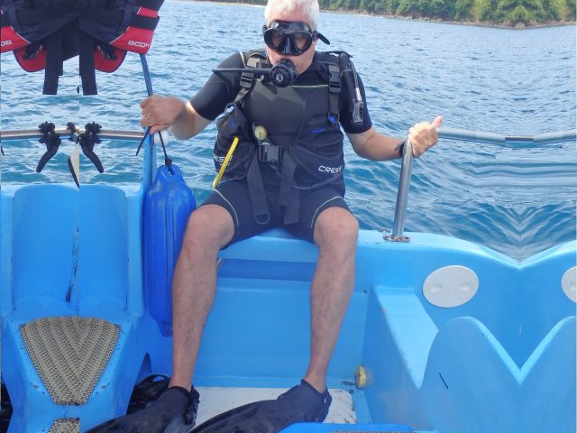 Asaf about to dive in Caño Island