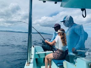 Pesca deportiva en el Golfo de Nicoya en Costa Rica