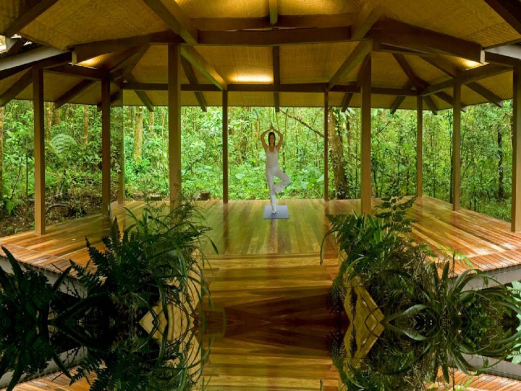 La combinación perfecta: yoga, meditación y naturaleza en Costa Rica