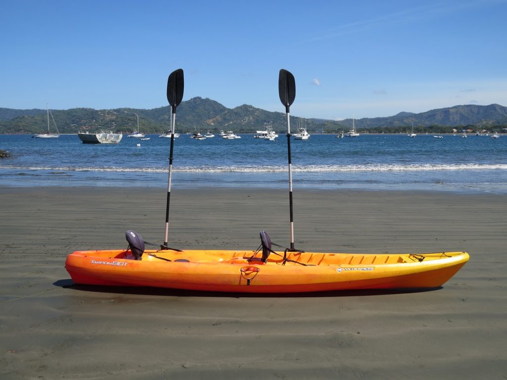Kayak en Flamingo, Guanacaste en Costa Rica